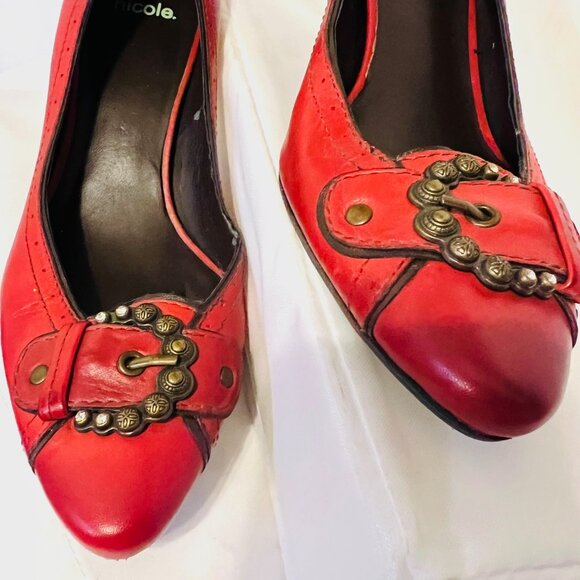 Nicole-Made In Brazil-3" Heels Red Leather/Antique Gold Buckle-Size 8 1/2-Comfy - Picture 4 of 15
